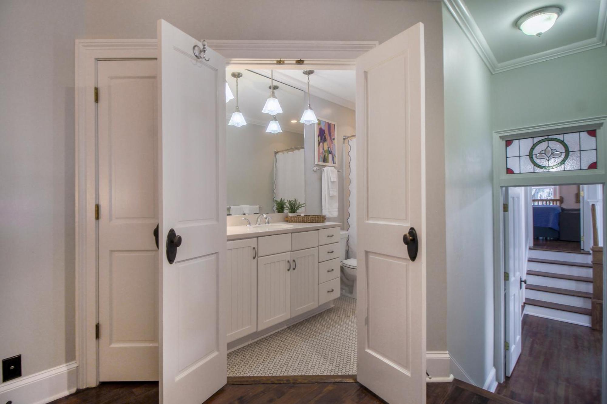 Walk To It All In Downtown, Double King Beds Savannah Eksteriør billede
